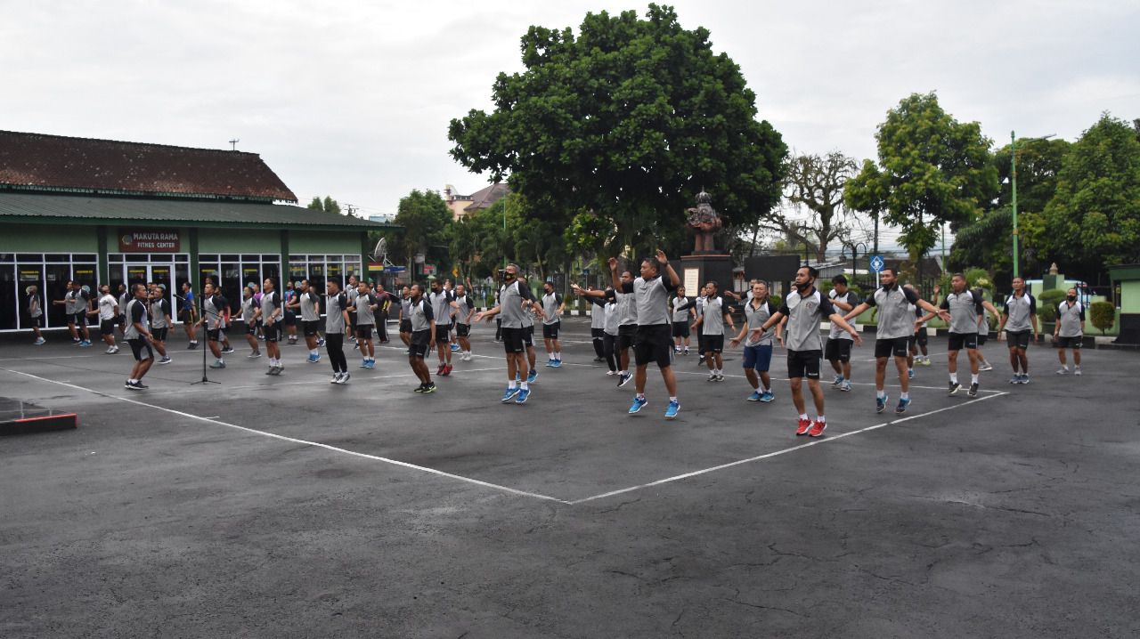 â€œWes Hewes Hewes Bablas Angineâ€